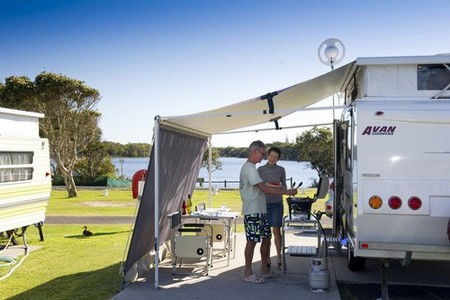 Lake Ainsworth Holiday Park - Accommodation Mooloolaba 0