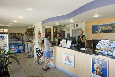 Lake Ainsworth Holiday Park - Accommodation Mooloolaba 2