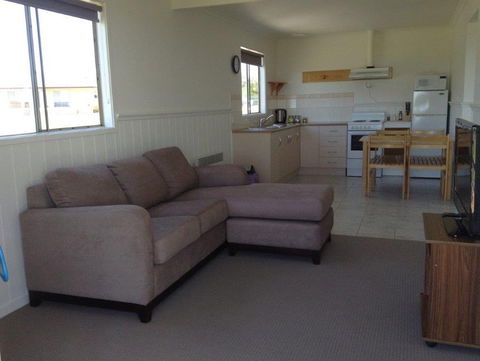 Prom Gate Getaway  - Accommodation Mooloolaba 2