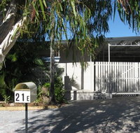 Beach Units Tannum Sands - Accommodation Mooloolaba