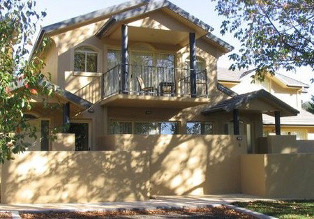 Falls Mountain Retreat - Accommodation Mooloolaba 0