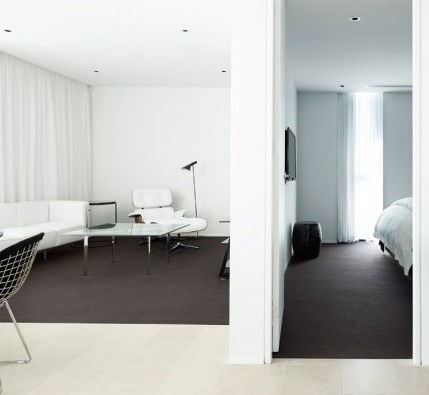 Burbury Hotel - Accommodation Mooloolaba 1