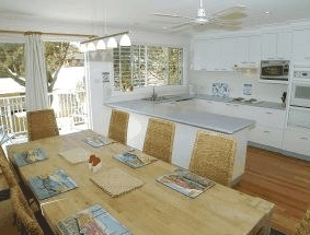 Shoal Bay Riggers - Accommodation Mooloolaba 4