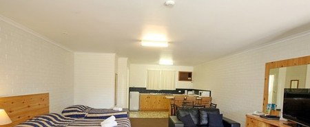 Burringa Motel - Accommodation Mooloolaba 2