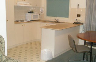 Golf View Motor Inn - Accommodation Mooloolaba 2