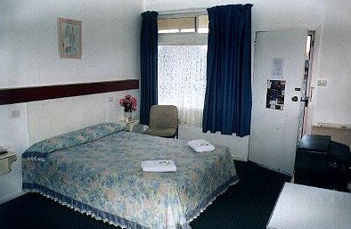 Mercury Motor Inn - Accommodation Mooloolaba 4