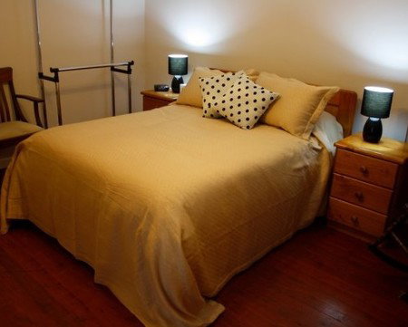 Straw Houses - Accommodation Mooloolaba 3