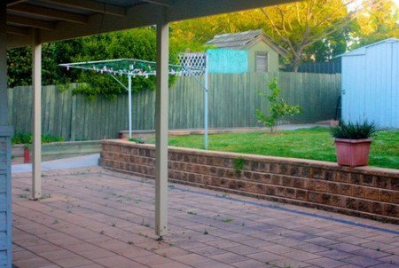 Straw Houses - Accommodation Mooloolaba 5