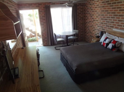 The Palms Motel - Accommodation Mooloolaba 2