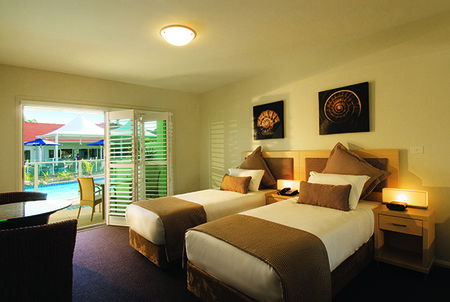 Oaks Pacific Blue Resort - Accommodation Mooloolaba 2