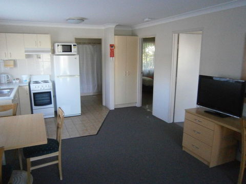 George Bass Motor Inn - Accommodation Mooloolaba 2