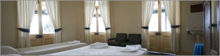 Roches Family Hotel - Accommodation Mooloolaba 0