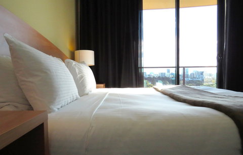 Waldorf Apartment Hotel - Accommodation Mooloolaba 2