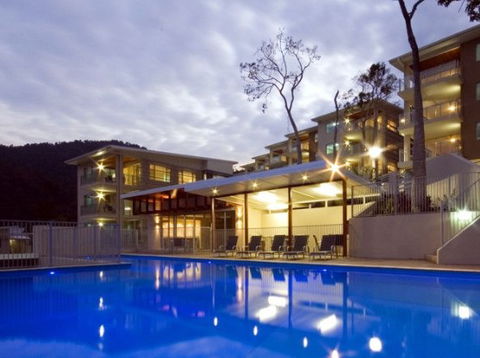 Summit Apartments Airlie Beach - Accommodation Mooloolaba 0