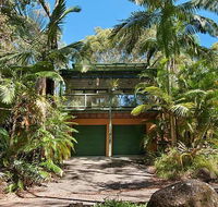 Byron Treetops Studio