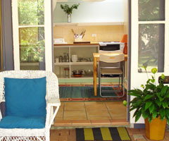 Artist Studio Cottage - Accommodation Mooloolaba 0