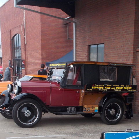 Vintage Fun Hire Cars - Accommodation Mooloolaba 0