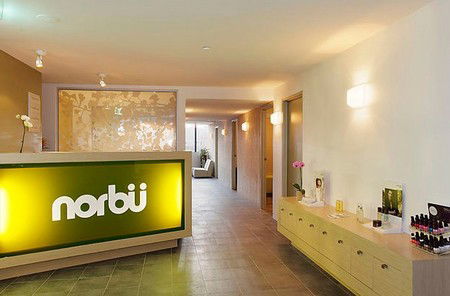Norbu - Accommodation Mooloolaba 0