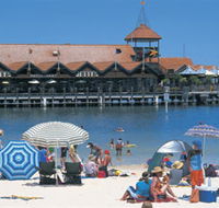 Sorrento Quay - Accommodation Mooloolaba