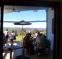 Tenafeate Creek Wines - Accommodation Mooloolaba
