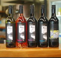 Chapman River Cellar Door - Accommodation Mooloolaba
