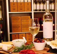 One Planet Cellars - Accommodation Mooloolaba