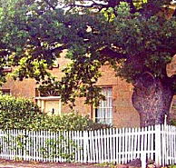 Oak Lodge - Accommodation Mooloolaba