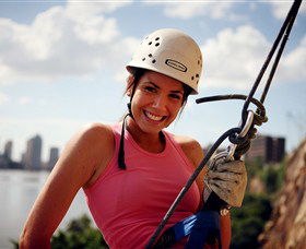 Kangaroo Point Cliffs - Accommodation Mooloolaba 0