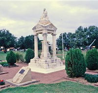 Weeping Mother Memorial - Accommodation Mooloolaba