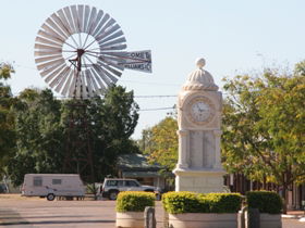 Between The Bougainvilleas Heritage Trail - Accommodation Mooloolaba 0