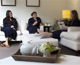 Natskin Day Spa Retreat - Accommodation Mooloolaba 0