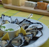 Oyster Shed on Wray Street - Accommodation Mooloolaba