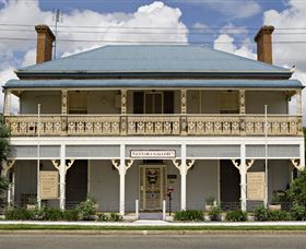 Glenara Gallery - Accommodation Mooloolaba 0