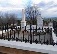Hamilton Humes Grave - Accommodation Mooloolaba