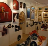 Articles Fine Art Gallery - Accommodation Mooloolaba