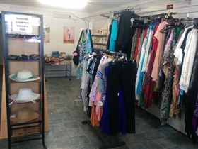 Atomic Edge - Accommodation Mooloolaba 1