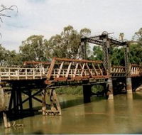 Swan Hill - Murray River Road Bridge - Accommodation Mooloolaba