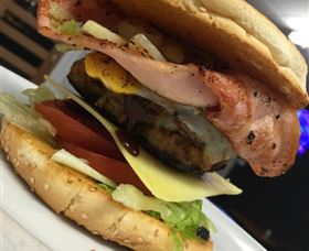 CamJai Catering And Takeaway Cafe And Function Catering - Accommodation Mooloolaba 2