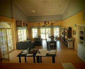 Red Earth Estate Vineyard - Accommodation Mooloolaba 4