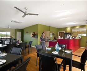 Domaine Asmara - Accommodation Mooloolaba 2