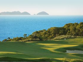 Hamilton Island Golf Club - Accommodation Mooloolaba 1