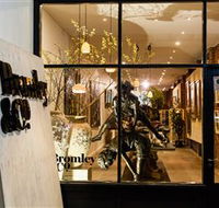 Bromley and Co. - Accommodation Mooloolaba