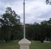 The Coronation Lamp Memorial - Accommodation Mooloolaba