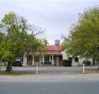 Round Hill Hotel - Accommodation Mooloolaba