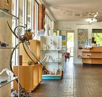 GIGS - Gateway Island Gallery and Studios - Accommodation Mooloolaba
