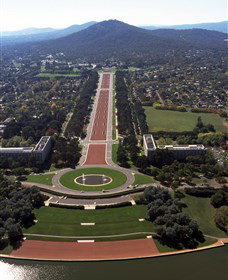ANZAC Parade - Accommodation Mooloolaba 0
