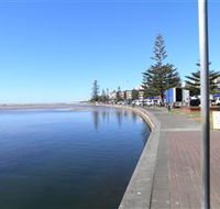 The Entrance Coast to Lake Walk - Accommodation Mooloolaba