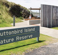 Muttonbird Island Outdoor learning space - Accommodation Mooloolaba