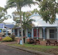 Laurieton Riverside Seafoods - Accommodation Mooloolaba