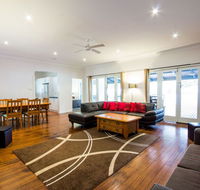 The Retreat Port Stephens - Accommodation Mooloolaba
